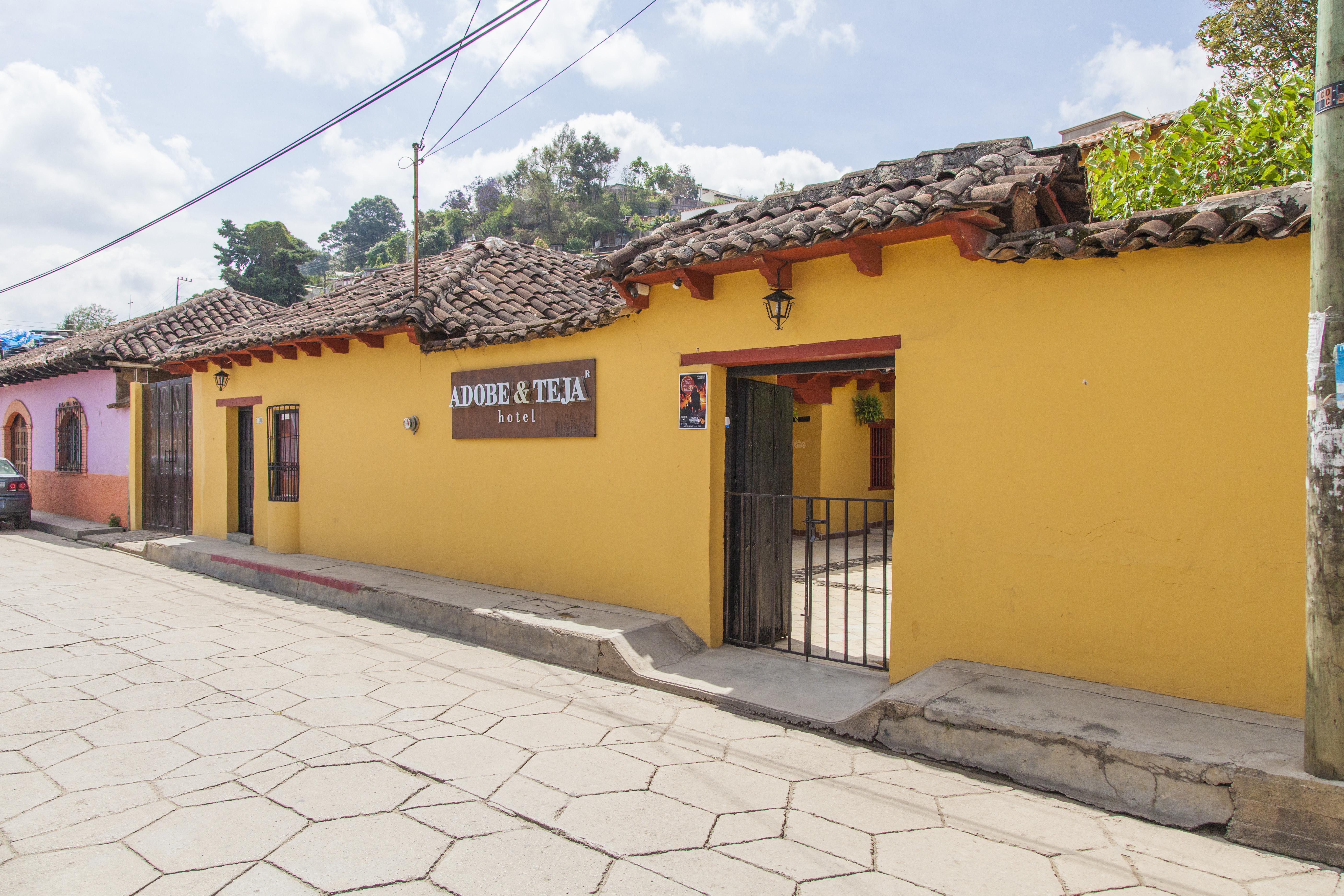 Hotel Adobe Y Teja San Cristobal de las Casas Exterior photo